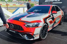 mercedes-amg-c63-concept-front-three-quarters.webp