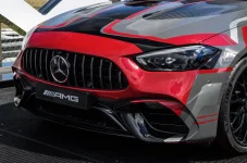 mercedes-amg-c63-concept-at-n24-47.webp